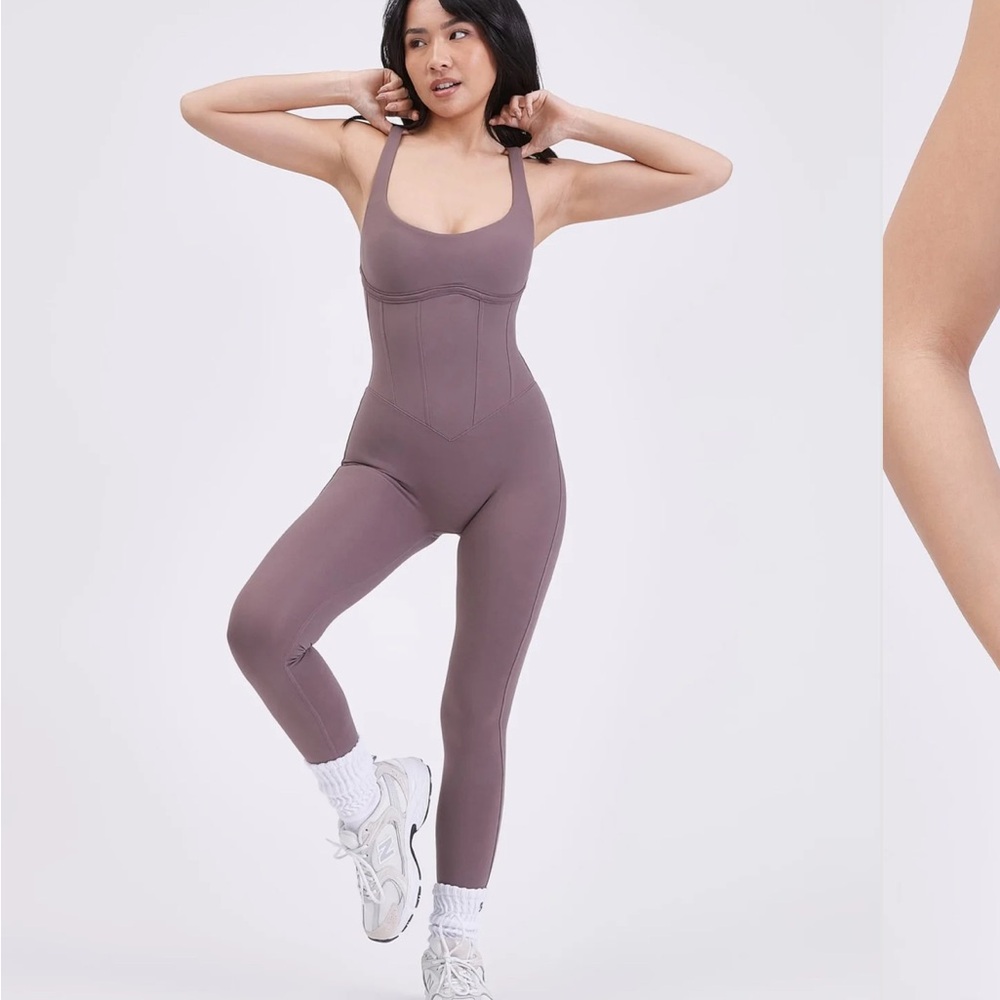 NWT Buff Bunny workout Bodysuit size: Large, - Picture 1 of 9